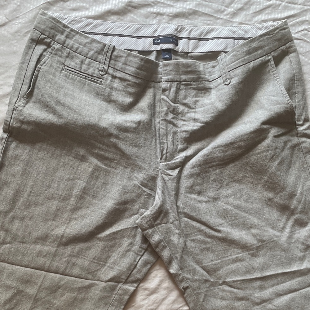 Woman’s Gray Dress Pants
